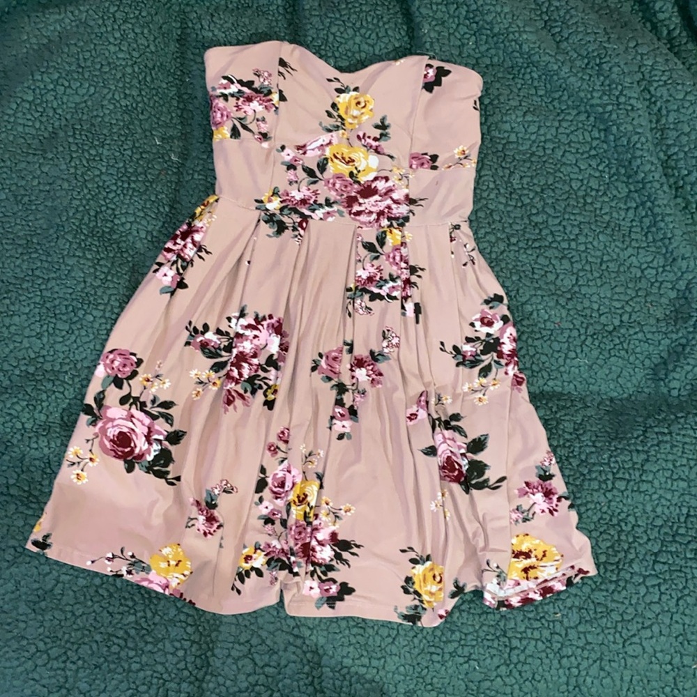 Med/ NOBO Padded strapless shirt flowy dress